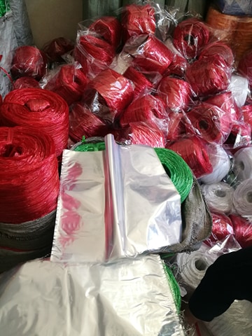 90442748 547561912536059 4122142162810830848 N